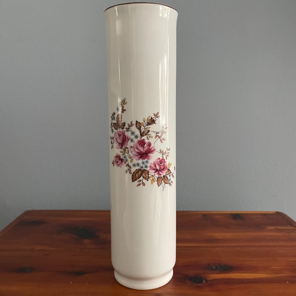 Leart Bud Vase Porcelain Pink Roses White Gold Trim 7.5" Tall Made in Brazil